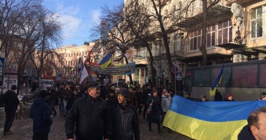 Украіна. На Майдане мітынгуюць у падтрымку блакады Данбаса