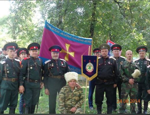 Гомельскія казакі ў горадзе Старадуб Бранскае вобласьці Расеі падчас сьвяткаваньня гадавіны прысягі жыхароў Старадубшчыны на вернасьць маскоўскаму цару. 2014 год Гомельскія казакі ў горадзе Старадуб Бранскае вобласьці Расеі падчас сьвяткаваньня гадавіны прысягі жыхароў Старадубшчыны на вернасьць маскоўскаму цару. 2014 год