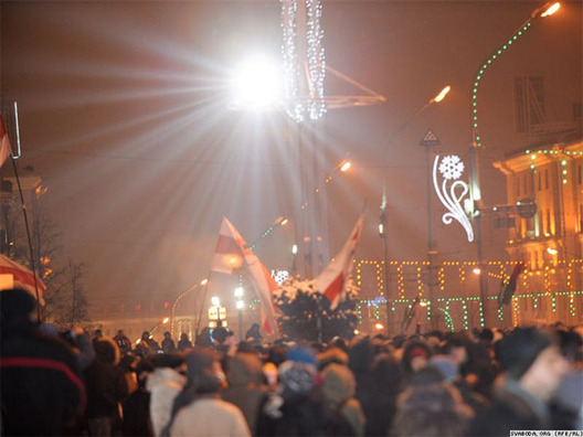 6/26 20101219_2_svaboda_action.jpg