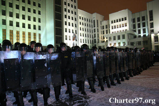 24/26 20101219_40_action_vibori.jpg