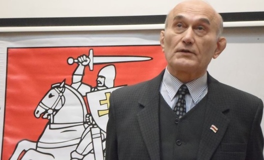 2014_12_19_zavalnia_pazniak_kniha_fota11.jpg 2014_12_19_zavalnia_pazniak_kniha_fota11.jpg