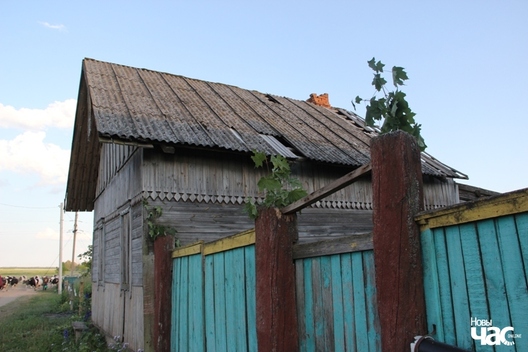 13/16 2016_06_19_20_zalatucha_vioska_img_4086_logo_1.jpg