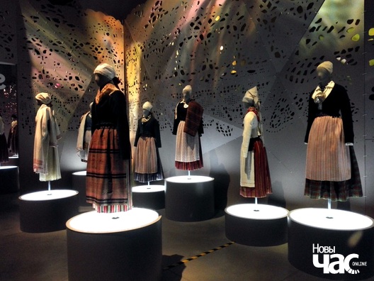 Экспазіцыя эстонскага строю ў Нацыянальным музеі ў Тарту Экспазіцыя эстонскага строю ў Нацыянальным музеі ў Тарту