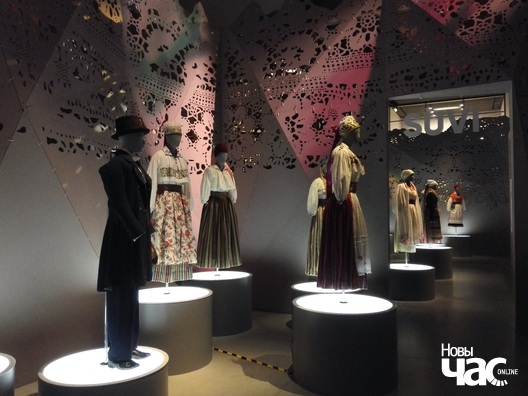 Экспазіцыя эстонскага строю ў Нацыянальным музеі ў Тарту Экспазіцыя эстонскага строю ў Нацыянальным музеі ў Тарту