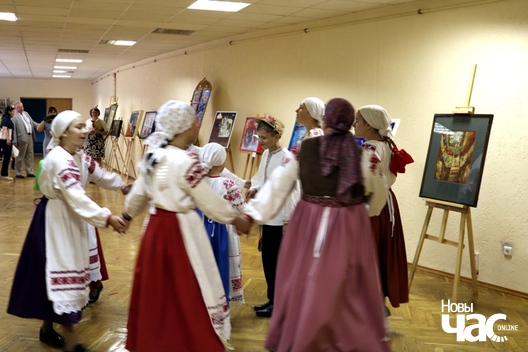 9/9 2018_05_17_18_forum_kazki_fota_aleny_ljaszkevicz_0001_logo.jpg