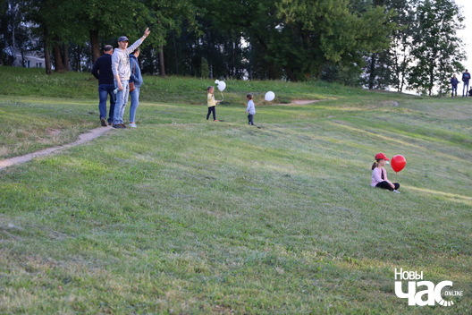 12/12 20200813180253_img_2758_logo.jpg