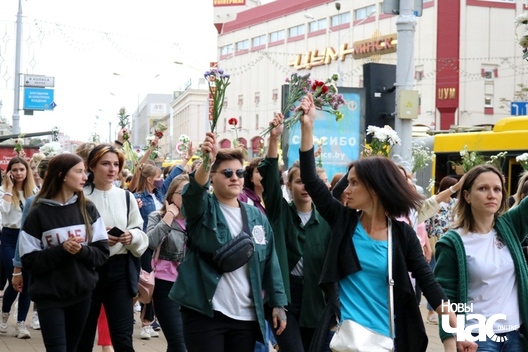 16/18 2020_08_12_minczanki_z_kvetkami_a._ljaszkevicz_0171_logo.jpg