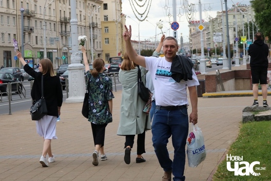 15/18 2020_08_12_minczanki_z_kvetkami_a._ljaszkevicz_0173_logo.jpg