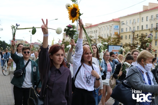 7/18 2020_08_12_minczanki_z_kvetkami_a._ljaszkevicz_0259_logo.jpg