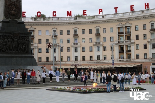 2020_08_12_minczanki_z_kvetkami_a._ljaszkevicz_0369_logo.jpg 2020_08_12_minczanki_z_kvetkami_a._ljaszkevicz_0369_logo.jpg