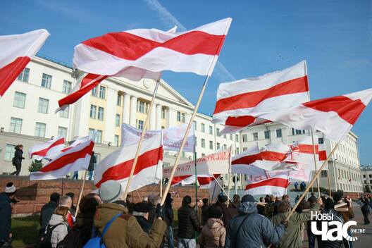 12/21 23269665_10214557649796436_1447924833_o_logo.jpg