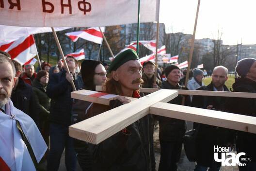 3/25 23314250_10214558503537779_1817918874_o__1__logo.jpg