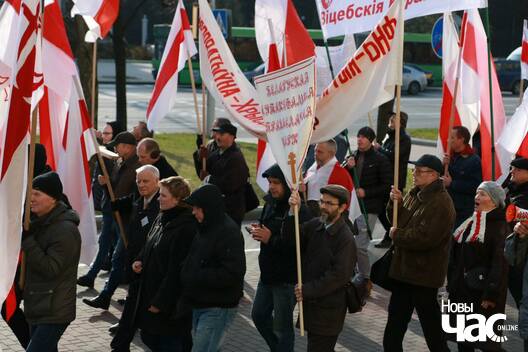 14/21 23335820_10214557650076443_1522273447_o_logo.jpg