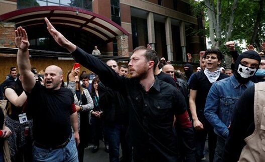 242338658.jpg 242338658.jpg