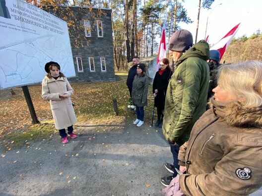 2/4 251883286_1053558725473236_7571243688560310376_n.jpg