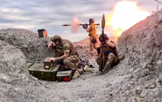 2766166.jpg 2766166.jpg