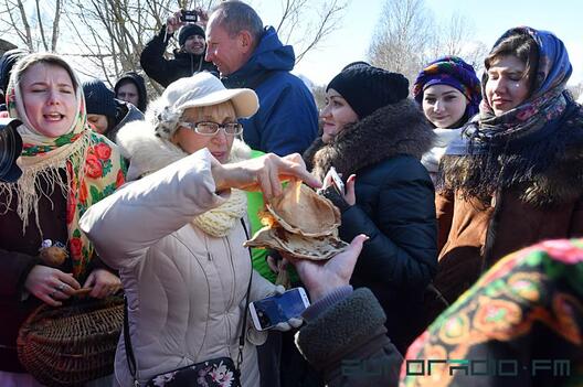 4/10 2march_maslenitsa02.jpg