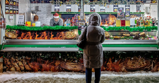 «Новыя чаўнакі». Як беларусам купіць добры падарунак на Новы год