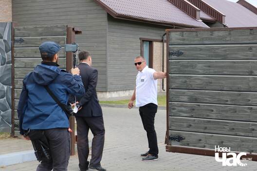 7/25 34503484_1732119386857845_309977011047104512_n_logo.jpg