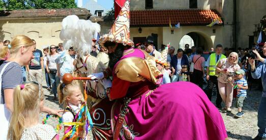 Маляўнічае шэсце Лайконіка ў Кракаве (шмат прыгожых фота)
