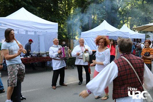 5/59 34837157_1736531666416617_6555286782907252736_n_logo.jpg