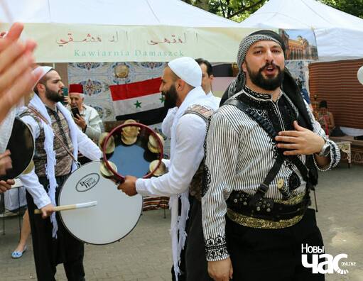 40/59 35052285_1736537793082671_3412823705376522240_n_logo.jpg