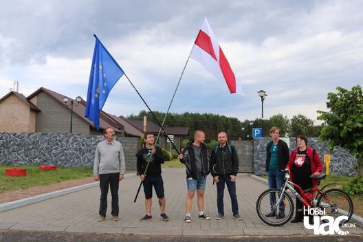 36810095_1776458049090645_2961000919728128000_n_logo.jpg 36810095_1776458049090645_2961000919728128000_n_logo.jpg