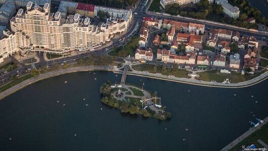 Ілюстрацыйнае фота. Траецкае прадмесце на беразе Свіслачы ў Мінску Ілюстрацыйнае фота. Траецкае прадмесце на беразе Свіслачы ў Мінску