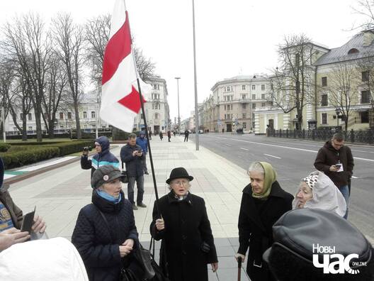 2/12 56962072_403333020465771_7090404235853955072_n_logo.jpg