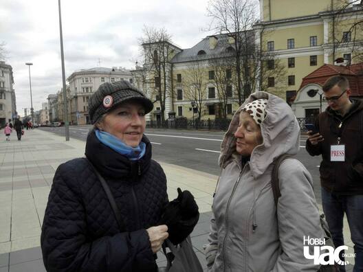 7/12 57032258_2546954128709954_3962711598098808832_n_logo.jpg