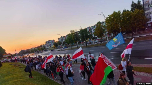 Акцыя пратэсту ў Віцебску, 21 жніўня 2020 года. Ілюстрацыйнае фота. Акцыя пратэсту ў Віцебску, 21 жніўня 2020 года. Ілюстрацыйнае фота.