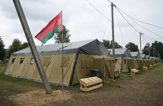 Вайсковы лагер пад Асіповічамі. Фота: AP Вайсковы лагер пад Асіповічамі. Фота: AP