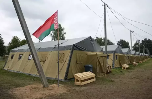 Лагер ПВК «Вагнер» пад Асіповічамі. Фота: «Associated Press» Лагер ПВК «Вагнер» пад Асіповічамі. Фота: «Associated Press»