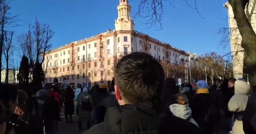 У Мінску адбываецца масавы антываенны мітынг