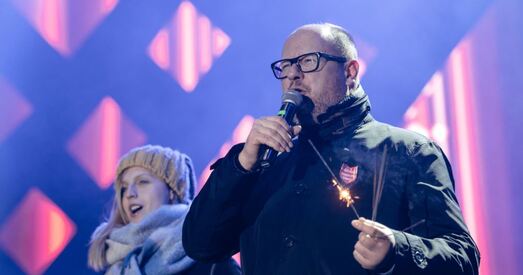 Памёр мэр Гданьску, на якога ўчора напалі з нажом