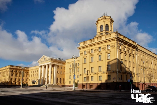 7_320_logo.webp 7_320_logo.webp