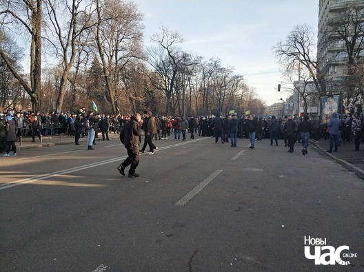 6/6 80288487_466075760763042_4912761516480004096_n_logo.jpg