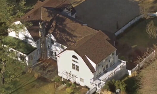 Дом Клінтанаў, фота bnonews.com Дом Клінтанаў, фота bnonews.com