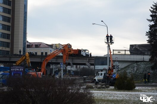 8_125_logo_1.jpg 8_125_logo_1.jpg