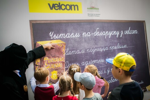 8nb_0009.jpg 8nb_0009.jpg