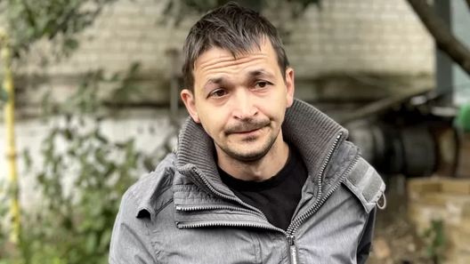 Арцём кажа, што расійцы трымалі яго ў камеры цягам 40 дзён і катавалі токам Арцём кажа, што расійцы трымалі яго ў камеры цягам 40 дзён і катавалі токам