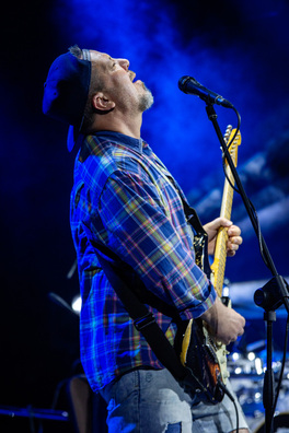 7/9 _andrej_kraucevicz___krama__fota_dzmitryeu_dzmitryj_novy_czas_logo.jpg