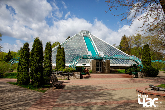 2/2 _bataniczny_sad_aranzareja_szprot_i_myszamabil_minsk_fota_dzmitryeu_dzmitryj_novy_czas__1__logo.jpg