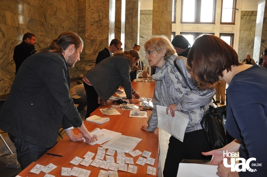 4/9 _dsc6521_logo.jpg