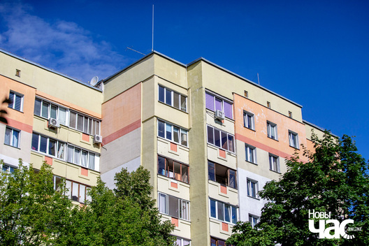 1/4 _harezlivy_pacalunak_damy_pobacz_fota_dzmitryeu_dzmitryj_novy_czas__3__logo.jpg