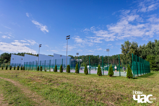 1/2 _harezlivy_pacalunak_tenisnyja_korty_fota_dzmitryeu_dzmitryj_novy_czas__2__logo.jpg