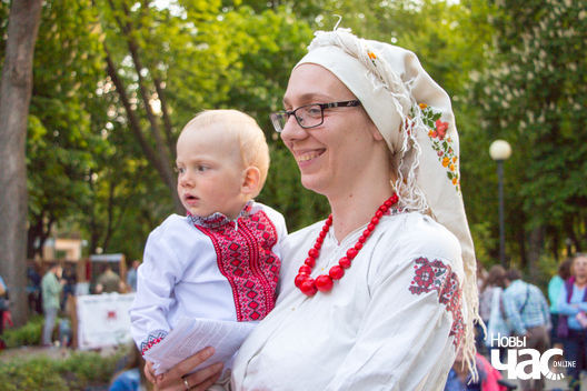 11/50 _mg_7596_logo.jpg