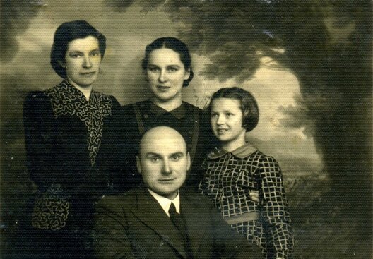 Міхаіл Волчак з сям'ёй, 1930-я, Гродна Міхаіл Волчак з сям'ёй, 1930-я, Гродна