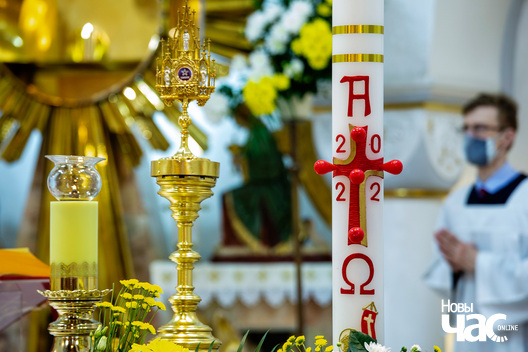 1/7 _vjalikdzen_2022_minsk_czyrvony_kascjol_belarus_fota_dzmitryeu_dzmitryj_novy_czas___17__logo.jpg