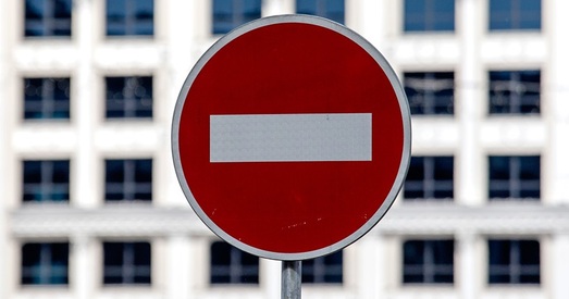 Ва Украіне ў беларускі з ВНЖ скончыўся пашпарт: Яе аштрафавалі і пагражаюць высылкай